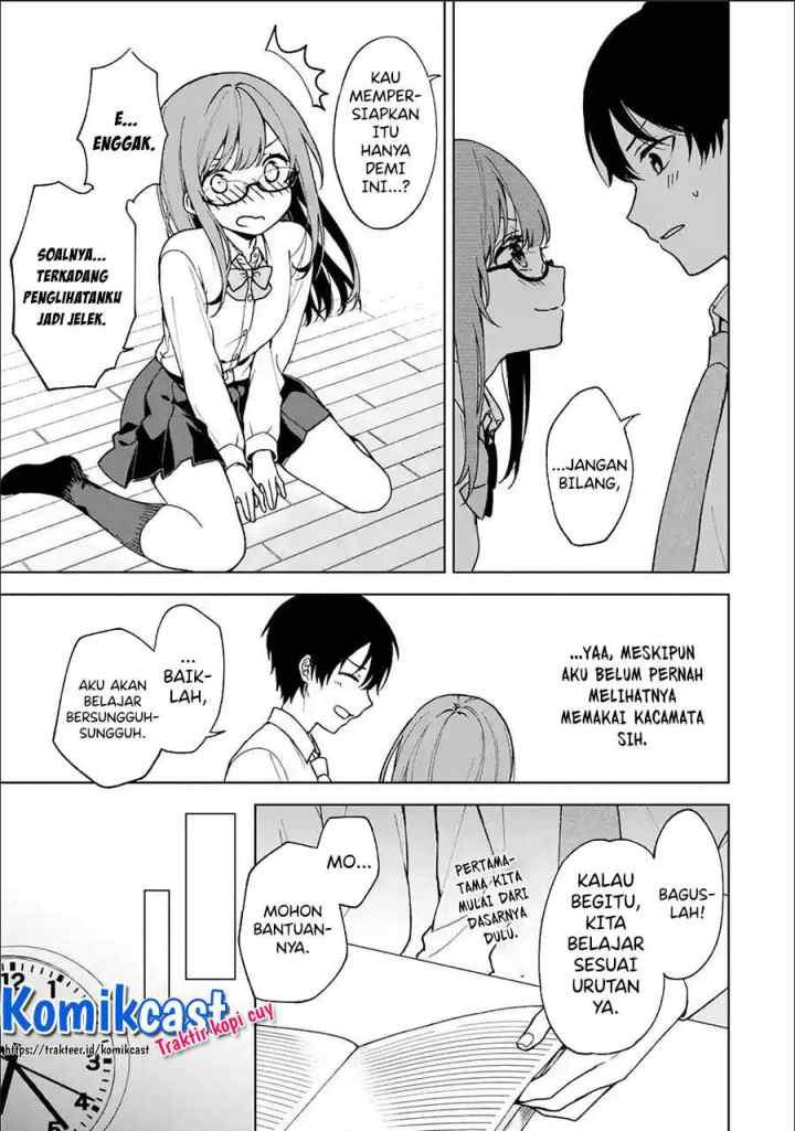 Chikan Saresou ni Natteiru S-kyuu Bishoujo wo Tasuketara Tonari no Seki no Osanajimi datta chapter 27 halaman 10